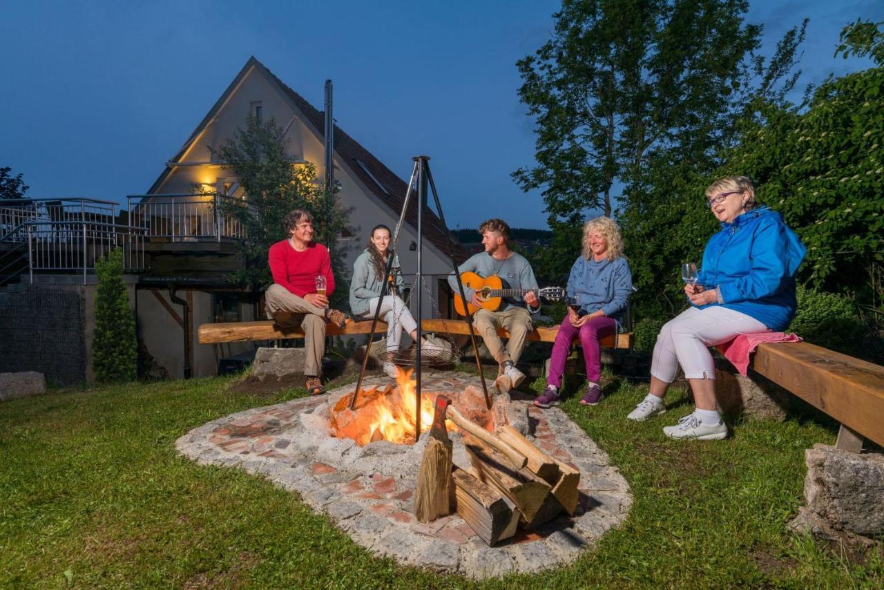 Grosses Ferienhaus Mit Sauna, Grill, Garten, Kaminofen Lägenhet Schonach im Schwarzwald Exteriör bild